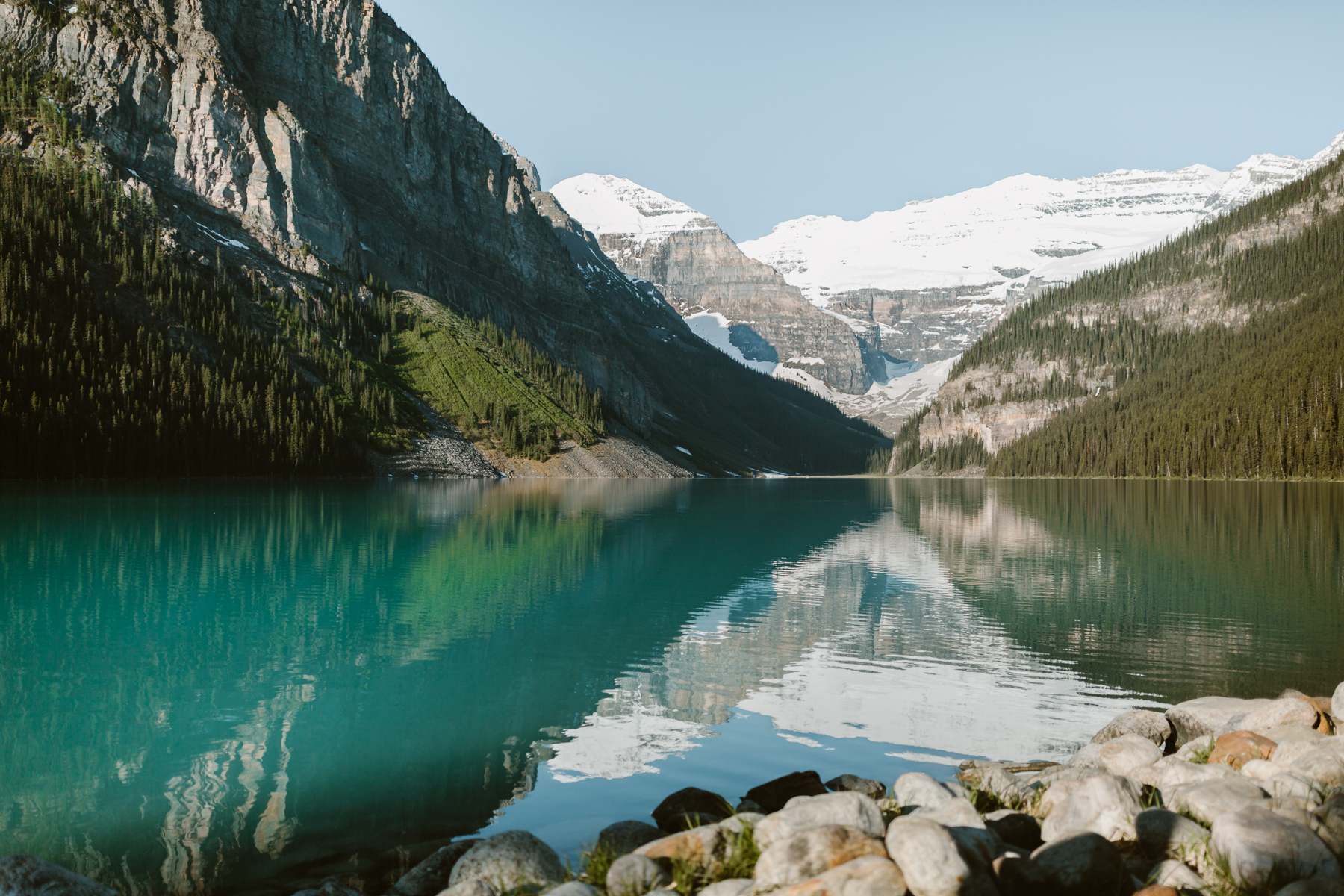 Adventure Elopement Photographers at Moraine Lake - Image 28