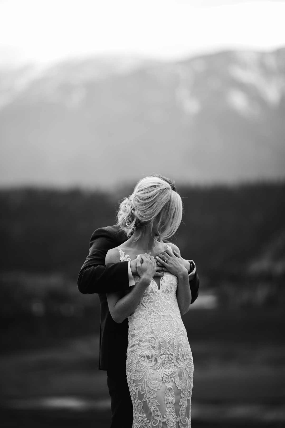 Calgary wedding photographer in Invermere for adventurous mountain destination elopement at Eagle Ranch Golf Resort, British Columbia - Image 26