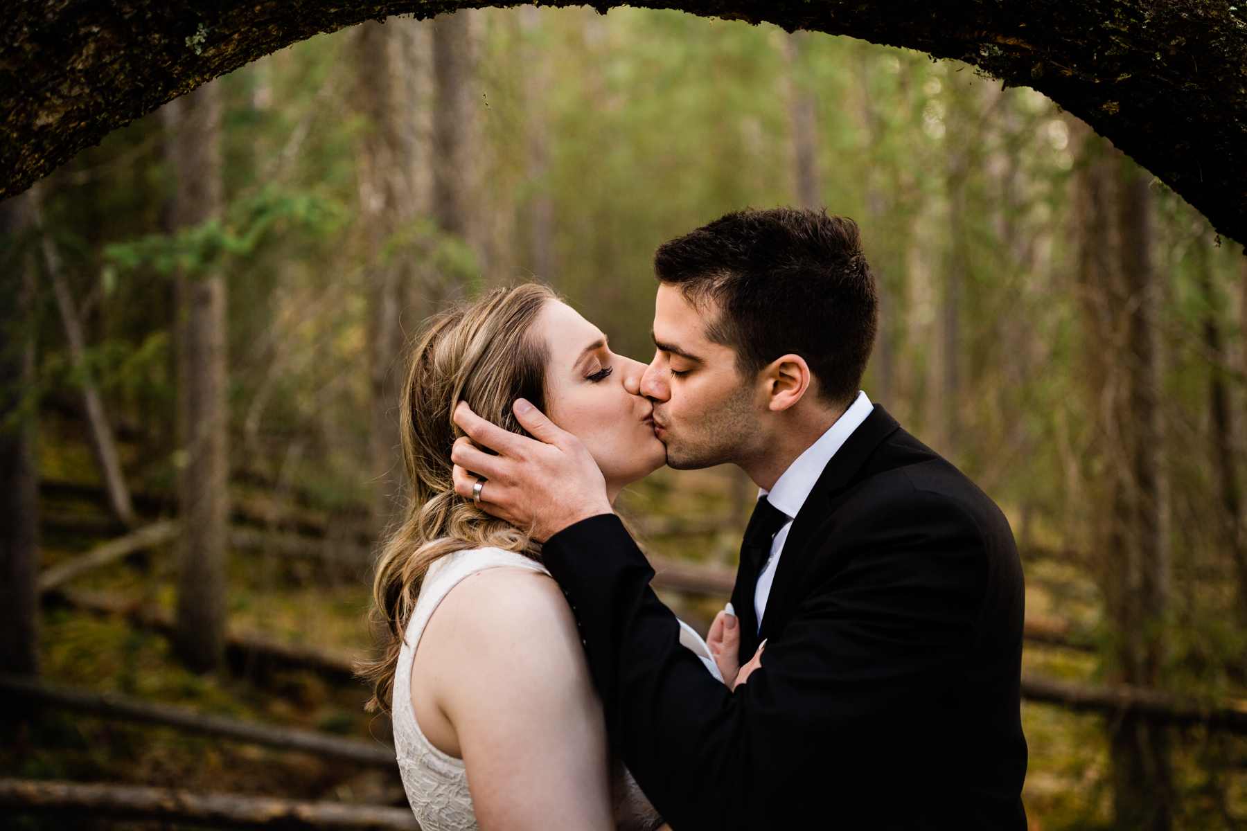 Banff Adventure Wedding Photographers for Lake Minnewanka Elopement - Image 22