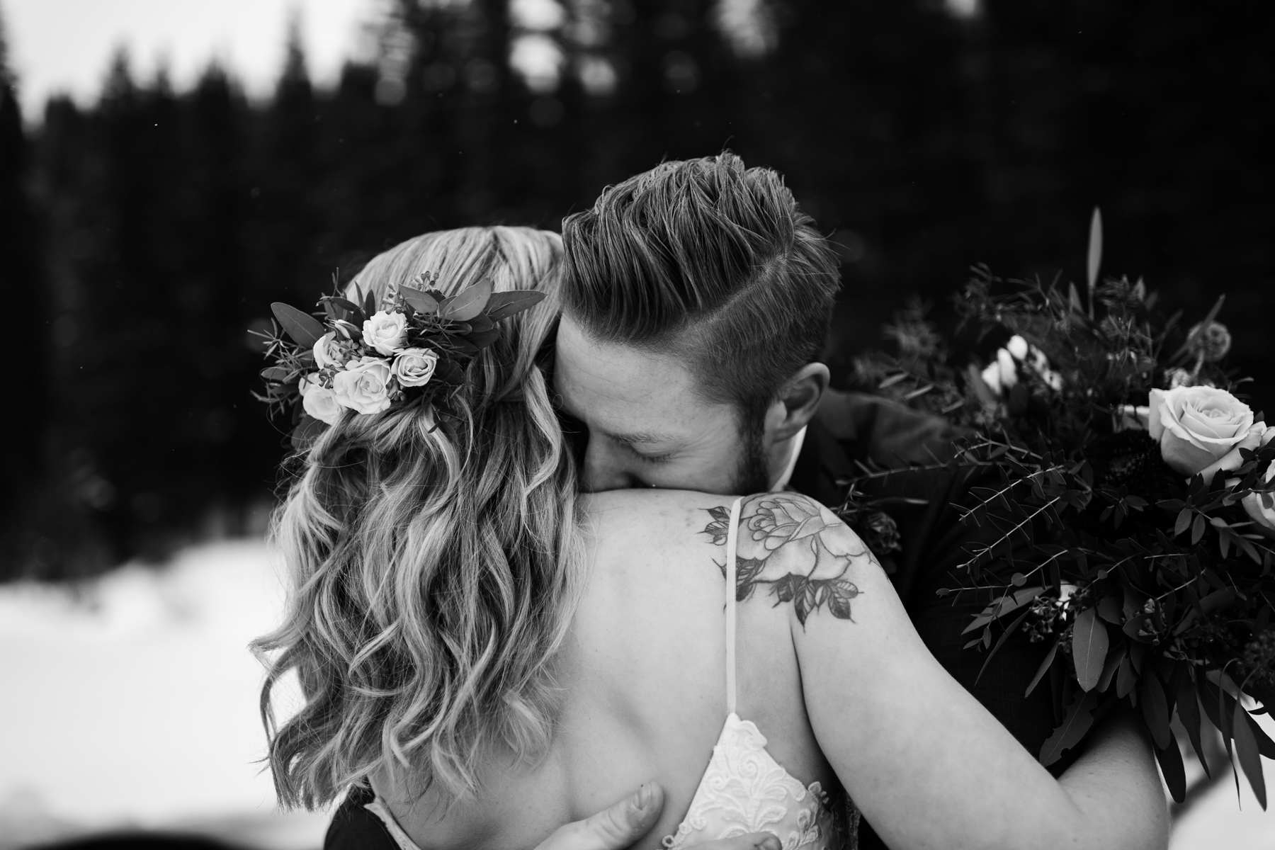 Canmore Elopement Photographer in the Canadian Rockies - Image 17