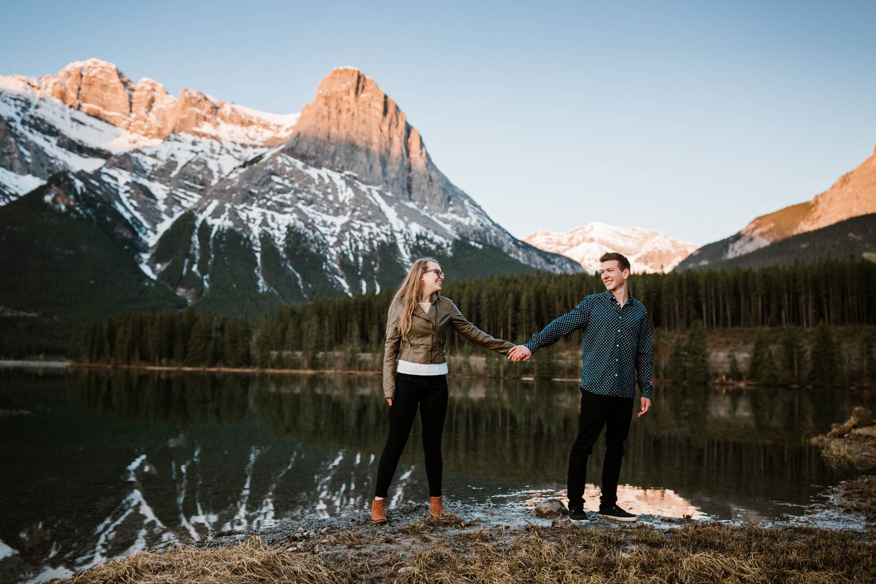 Canmore Engagement Photographers Adventure Session near Ha Ling Mountain - Photo 8