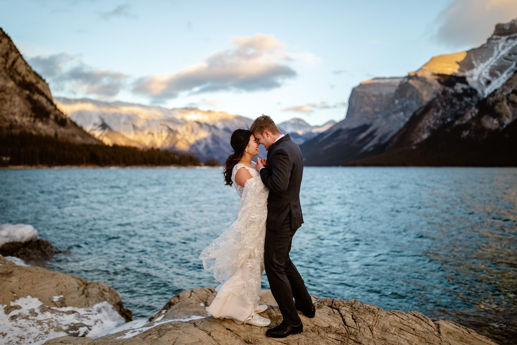 Best BC Wedding Photographers in Canada - Image 20