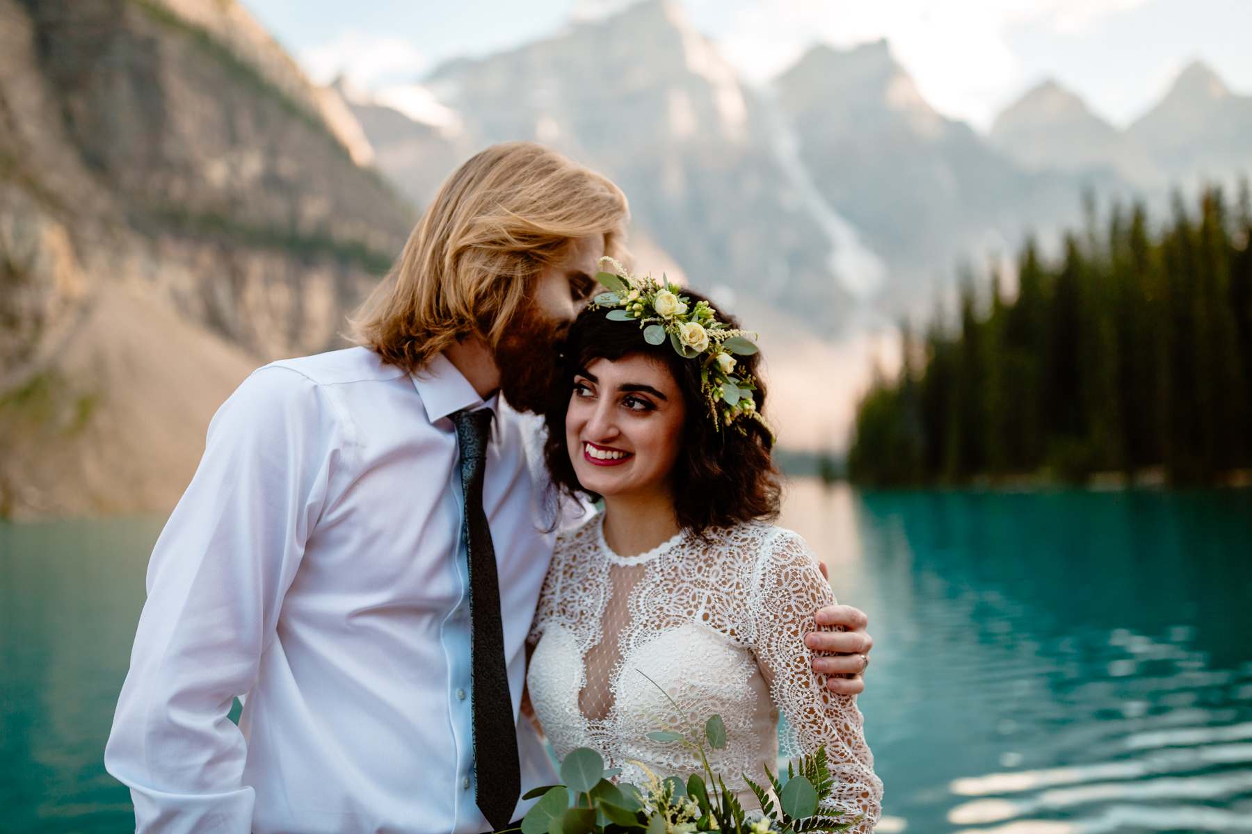 Banff Photographers at a Moraine Lake Post-Wedding Adventure Session - Photo 9