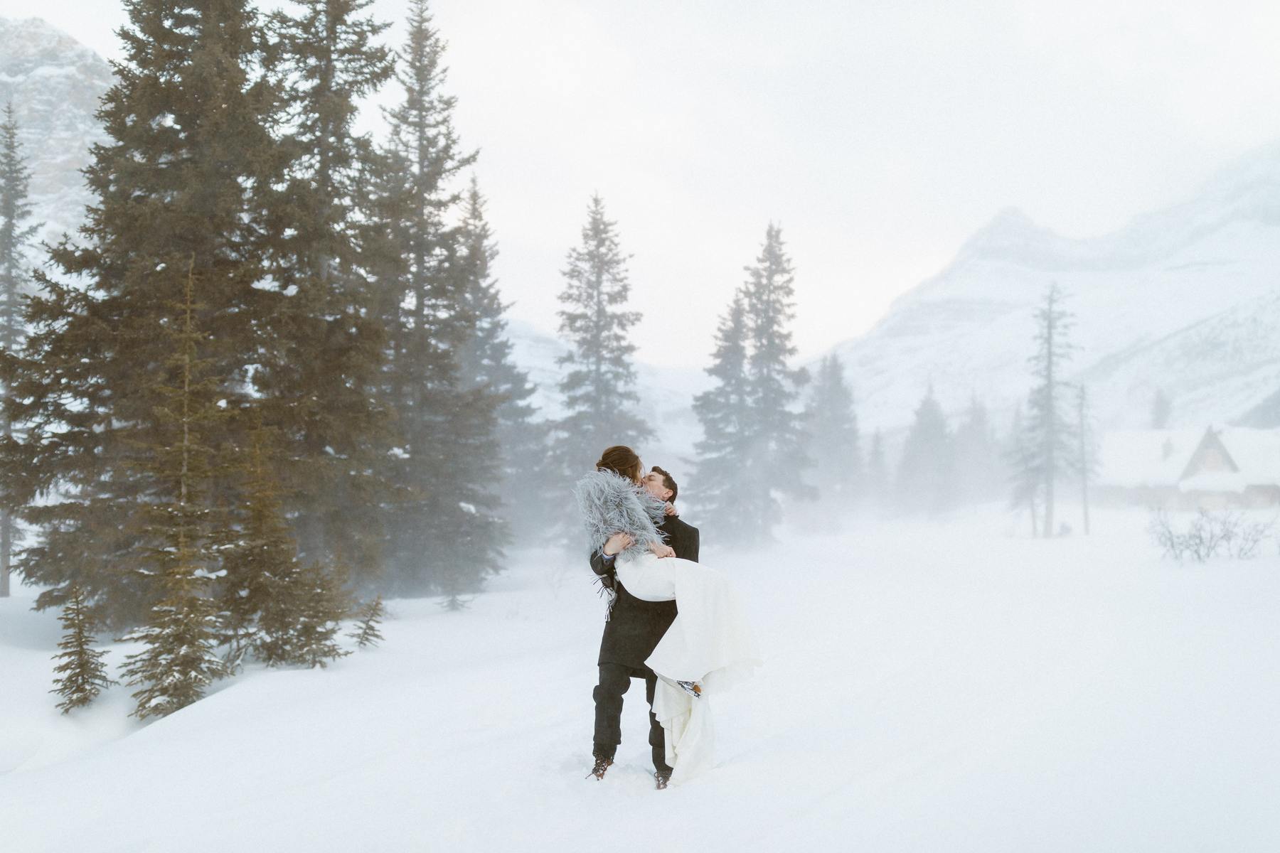 Lake Louise Winter Wedding - Photo 34