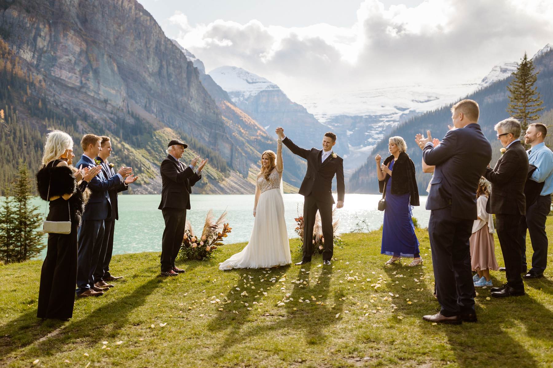 Moraine Lake wedding photos - Image 22