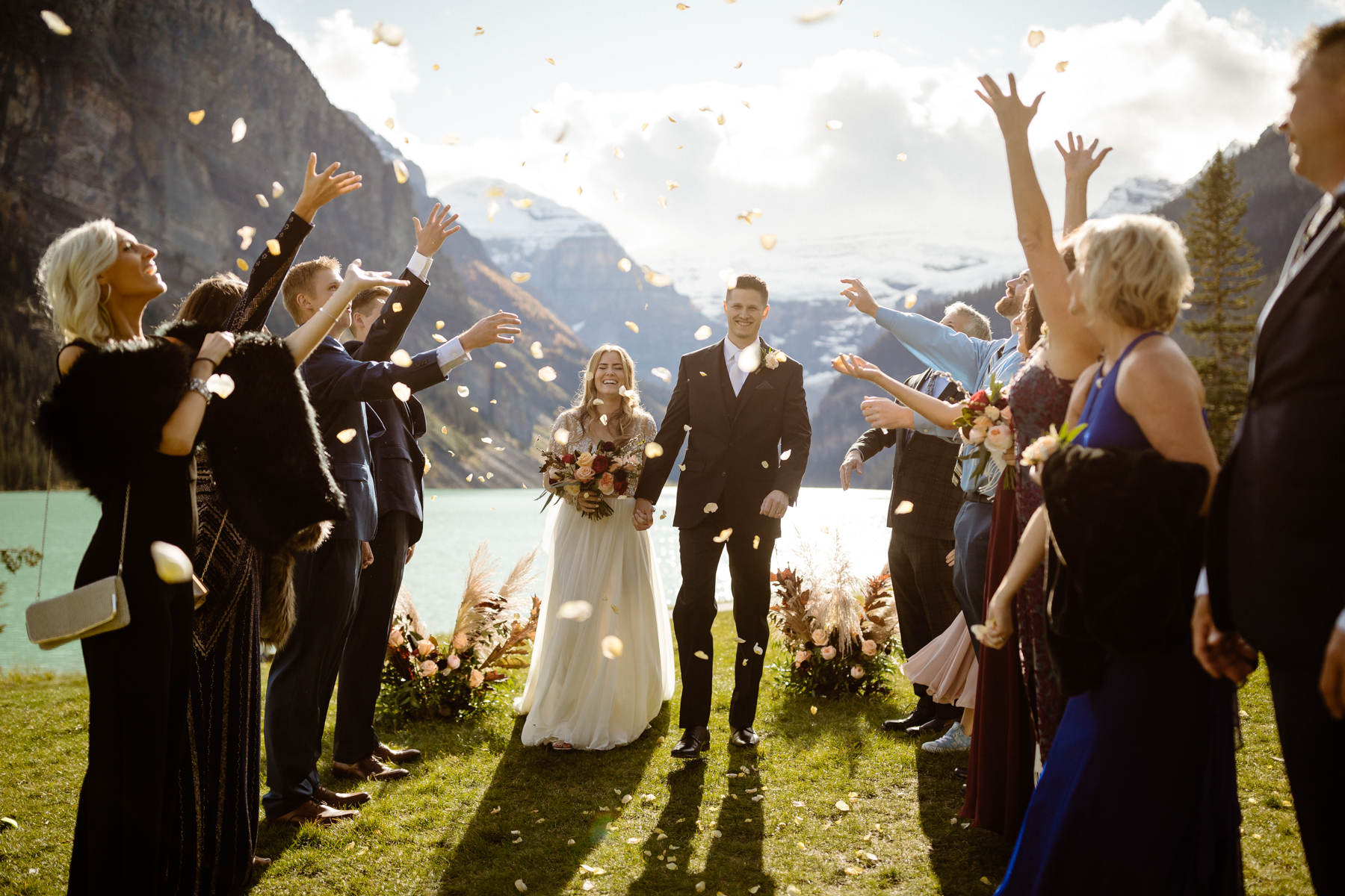 Moraine Lake wedding photos - Image 23