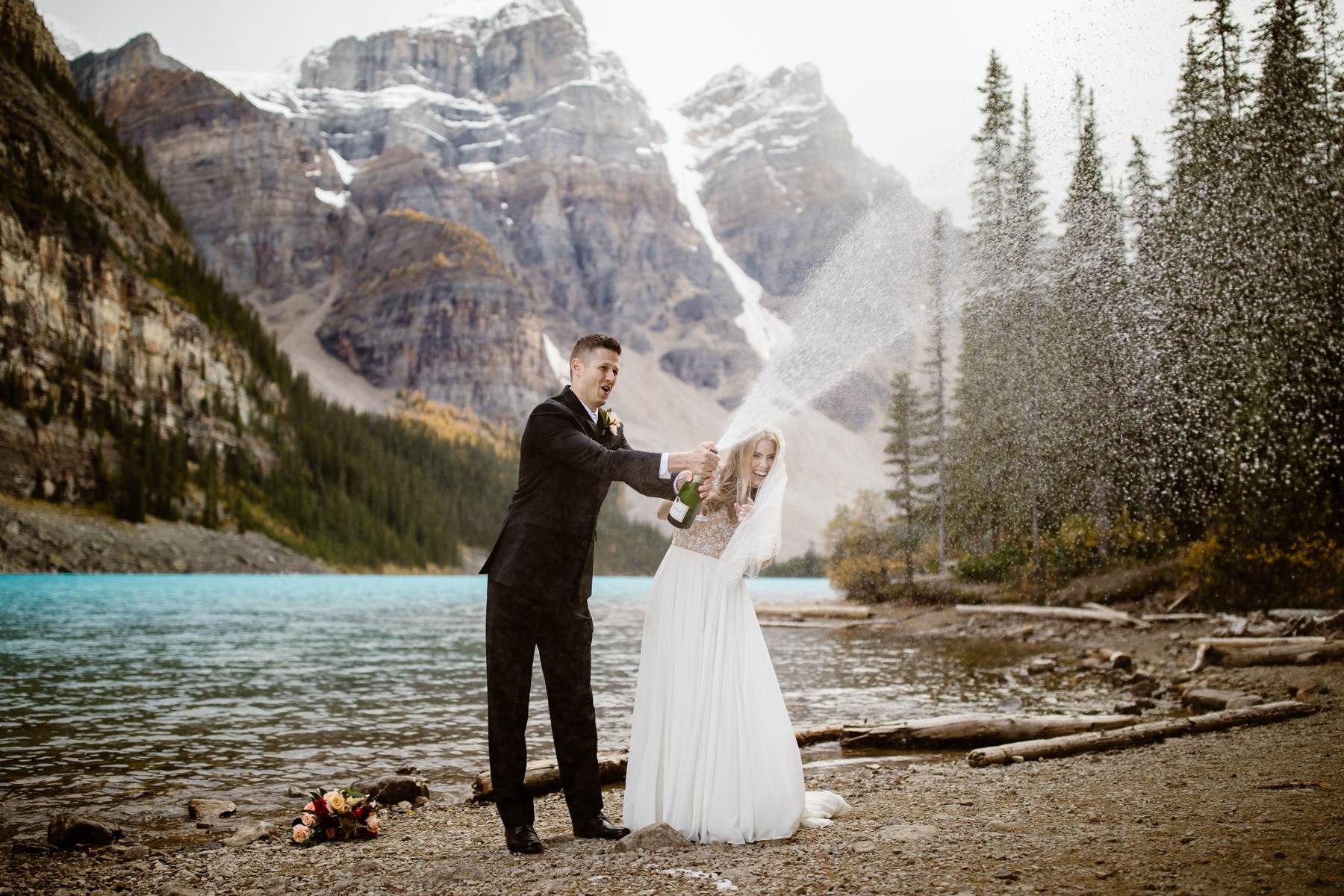 Moraine Lake wedding photos - Image 40