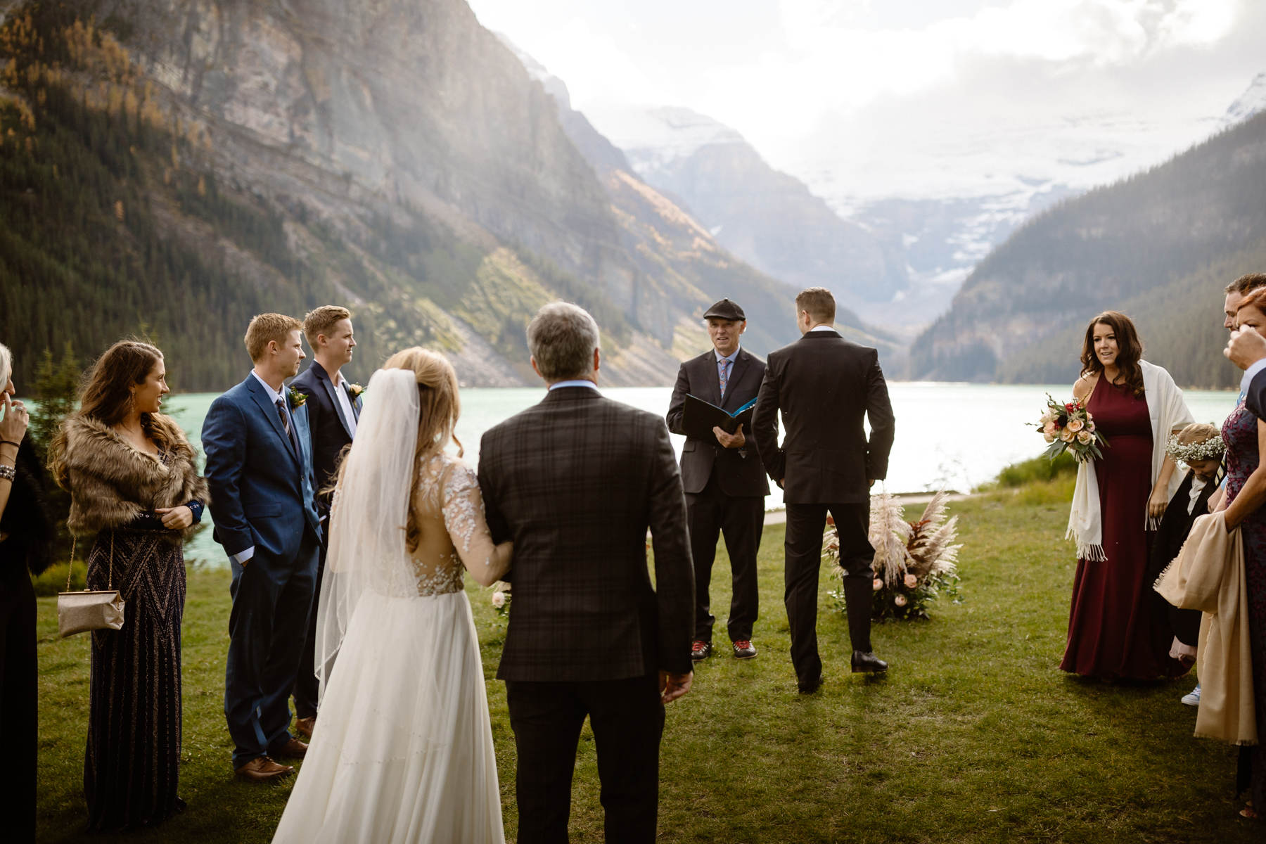 Moraine Lake wedding photos - Image 8