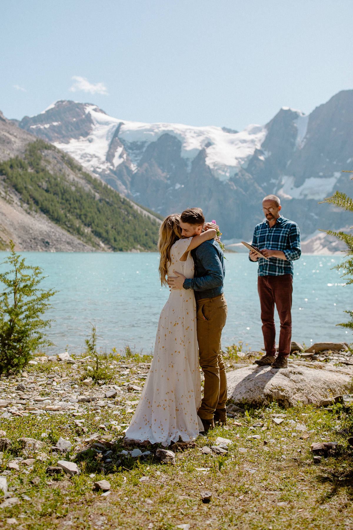Adventure Elopement Photographers at a Hiking Wedding near Invermere - Photo 15