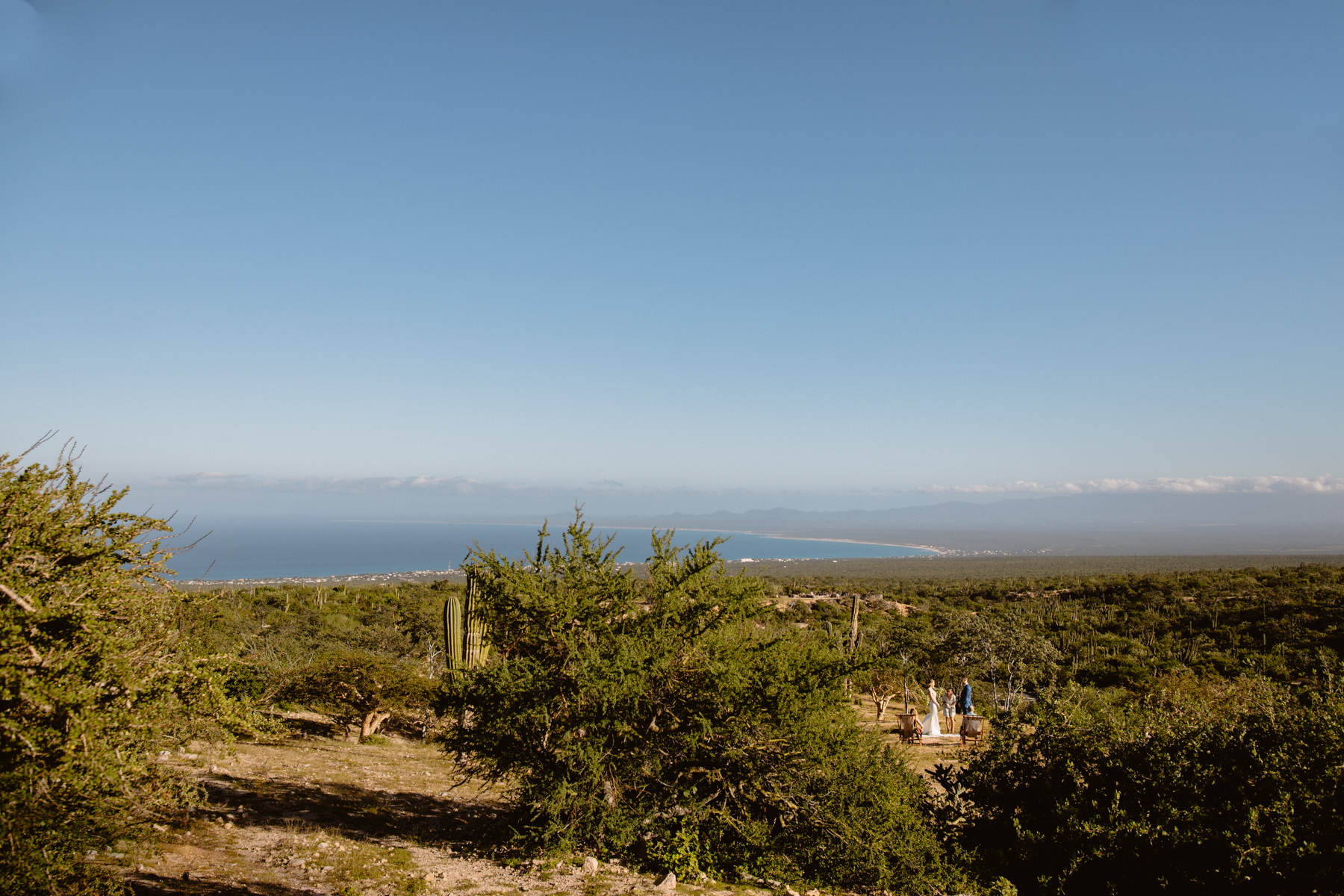 Cabo wedding photographers for a La Ventana Destination Elopement - Image 31