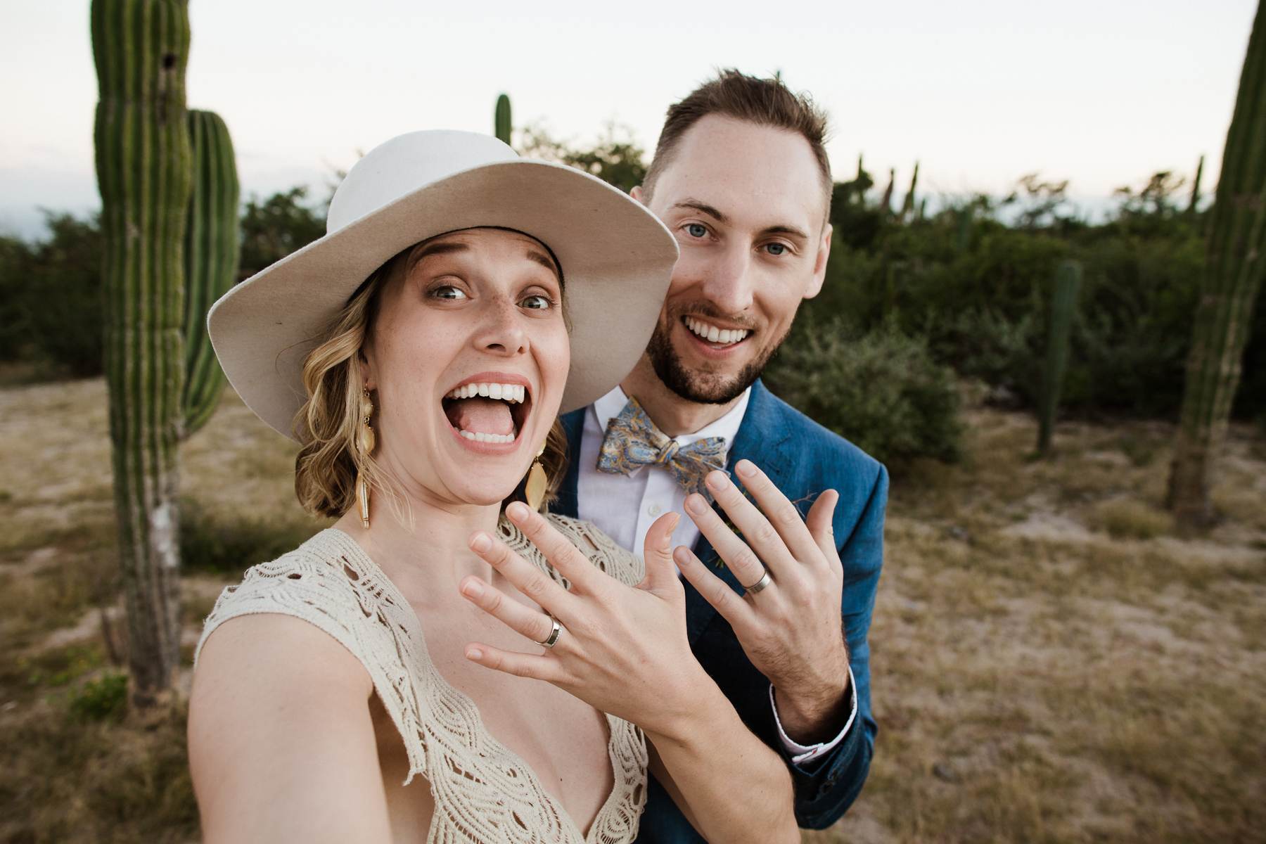 Cabo wedding photographers for a La Ventana Destination Elopement - Image 64