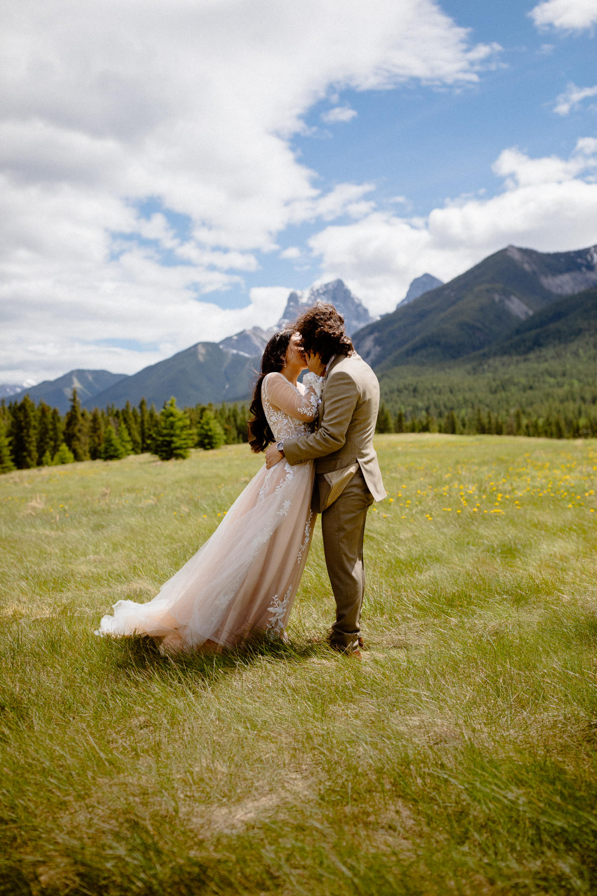 Canmore Elopement Photographers - Image 17