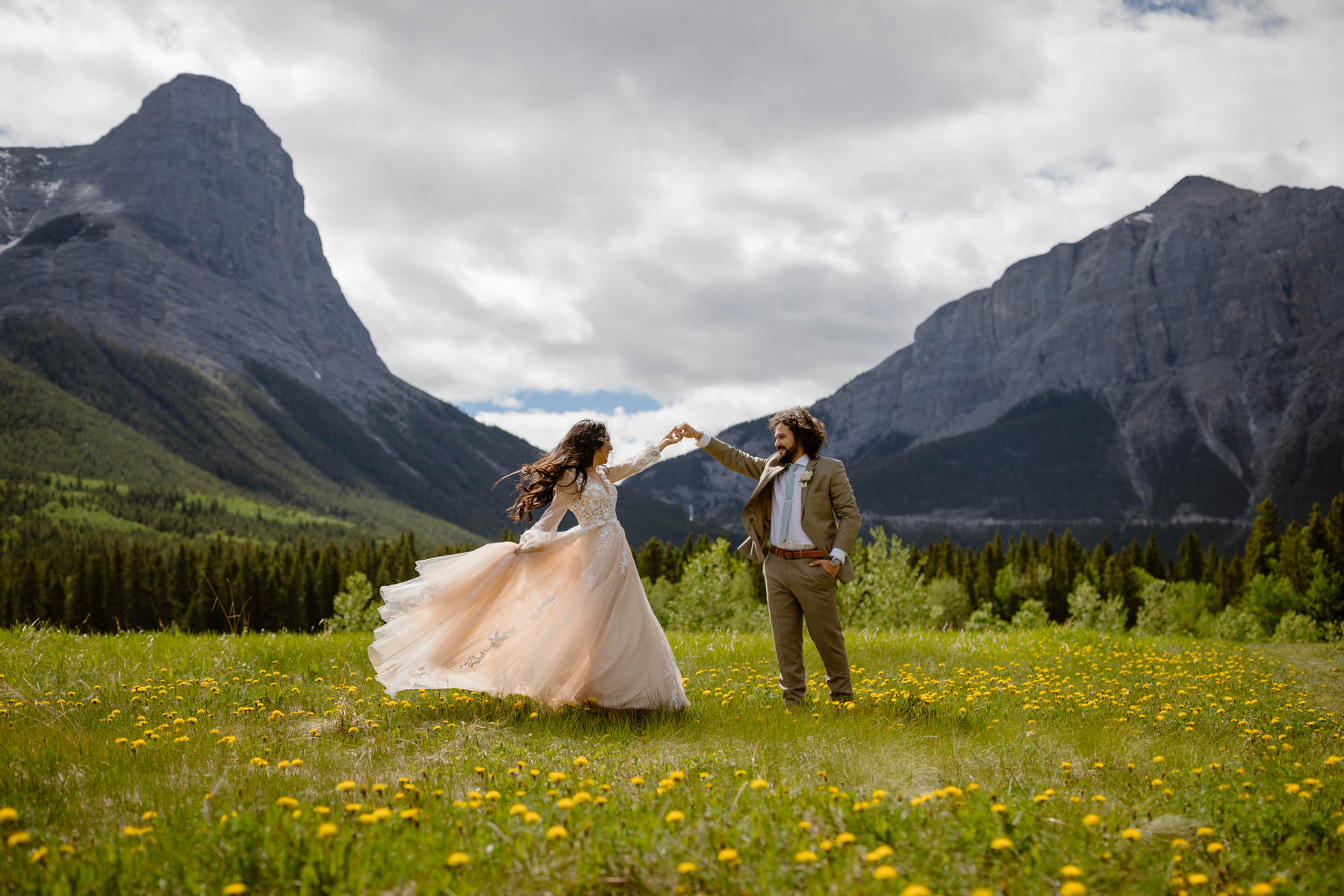 Canmore Elopement Photographers - Image 26