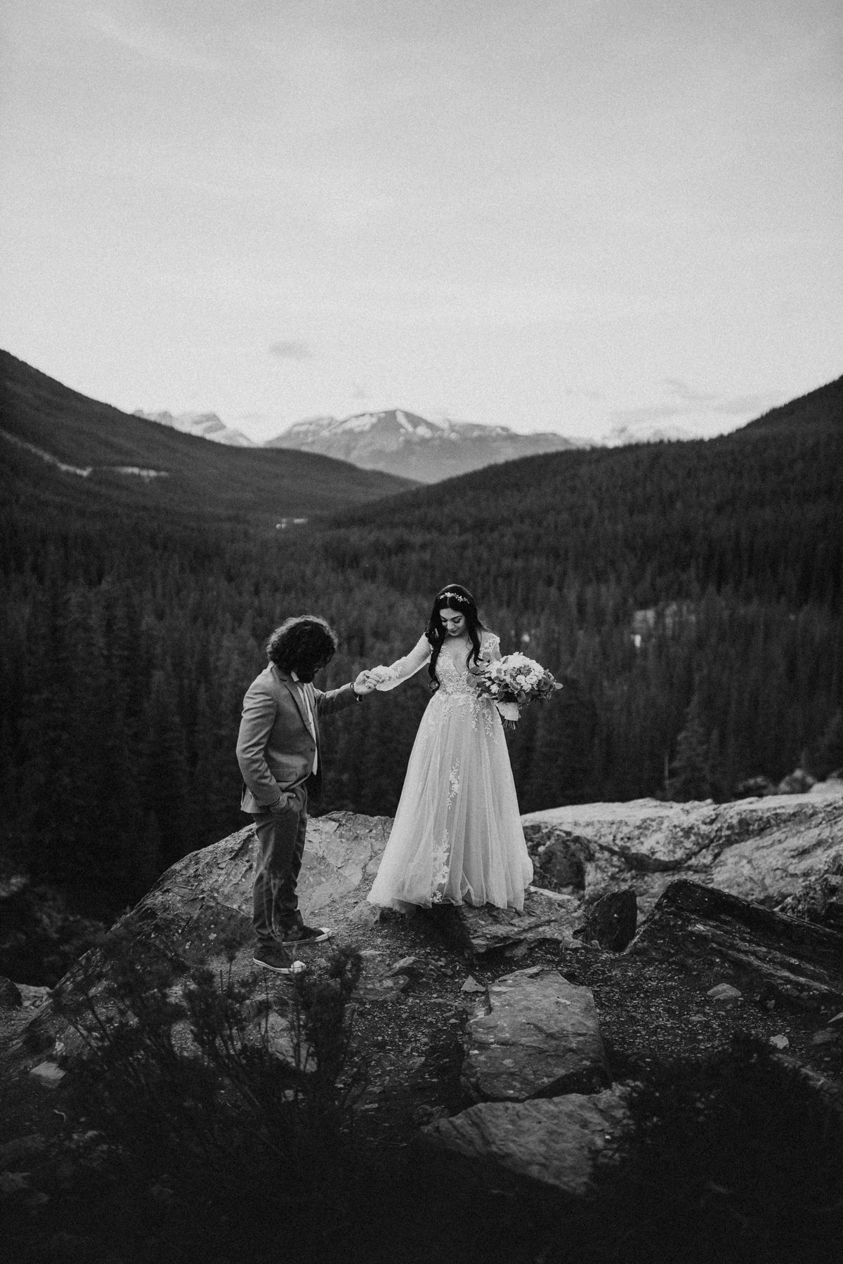 Canmore Elopement Photographers - Image 42