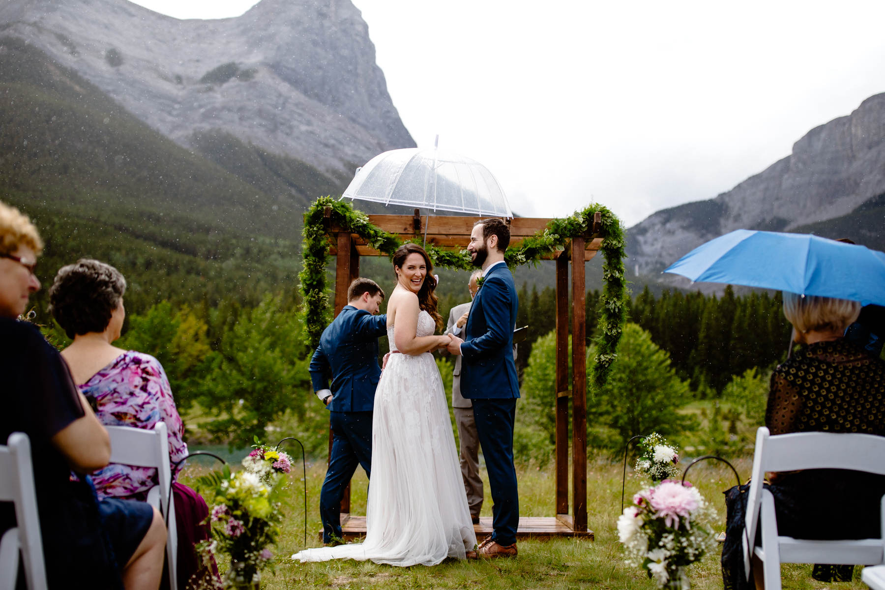 Canmore photographers at a Murrieta’s Wedding - Photo 22