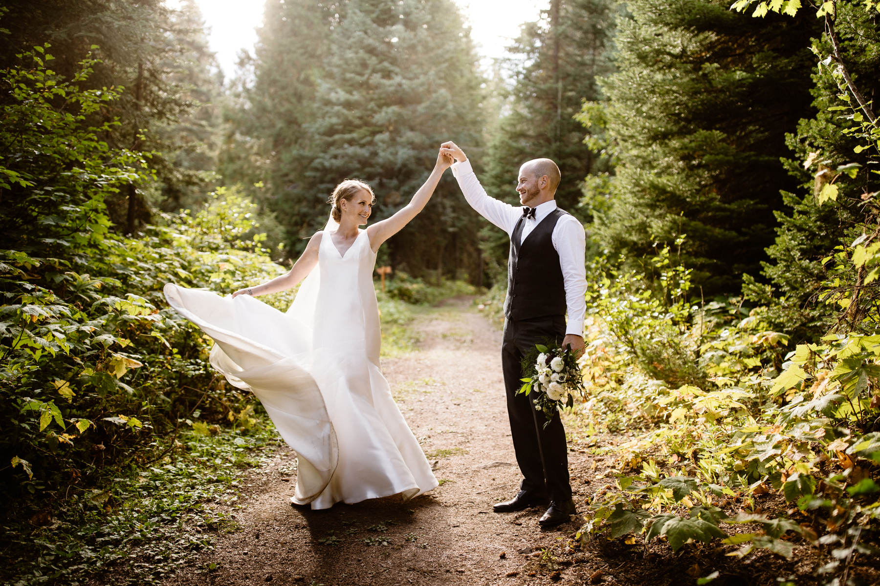 Fernie Wedding Photographers at Island Lake Lodge - Image 27