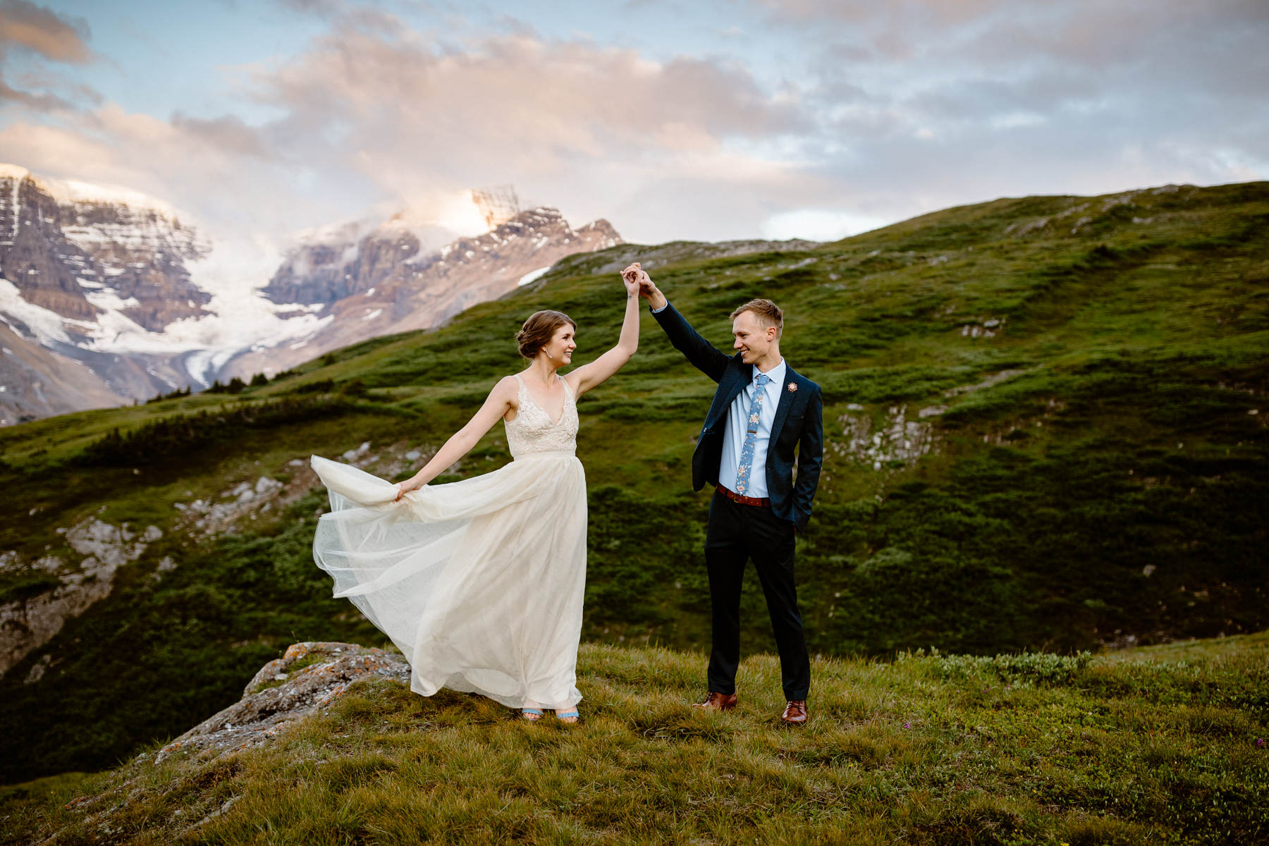 Hiking Elopement Photographers in Banff National Park - Photo 22