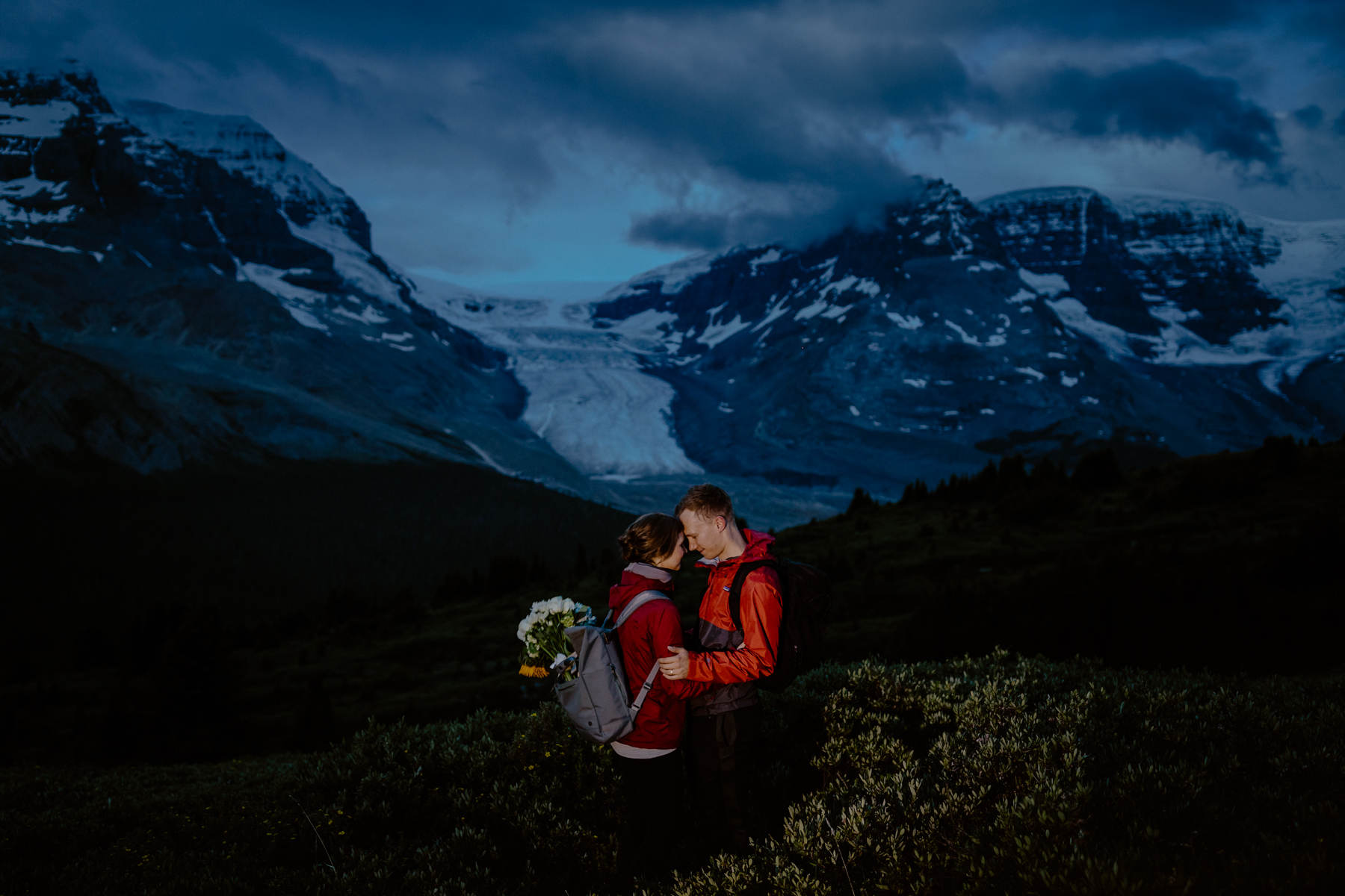 Hiking Elopement Photographers in Banff National Park - Photo 4