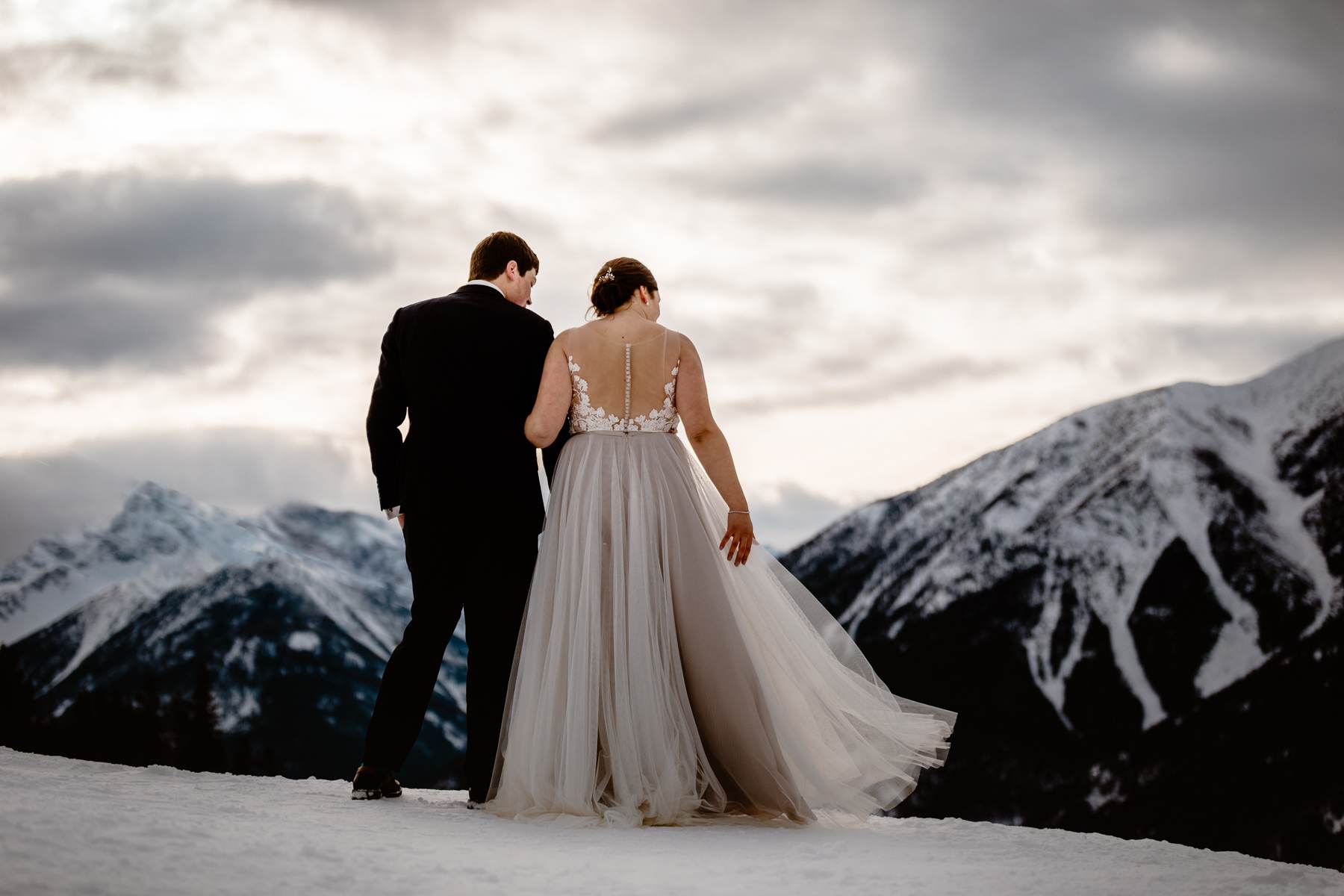 Invermere Wedding Photographers at the Eagle Ranch Golf Club venue and Panorama Ski Resort for Winter Wedding Photos