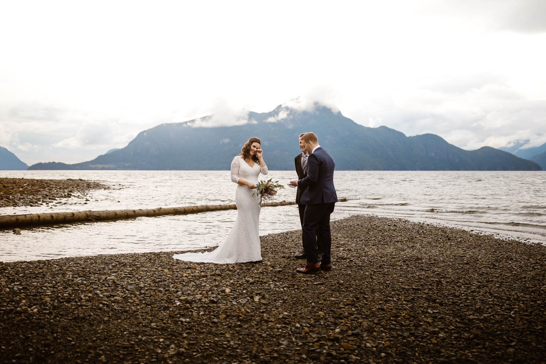 Squamish Wedding Photographers at an Adventurous Elopement - Image 12
