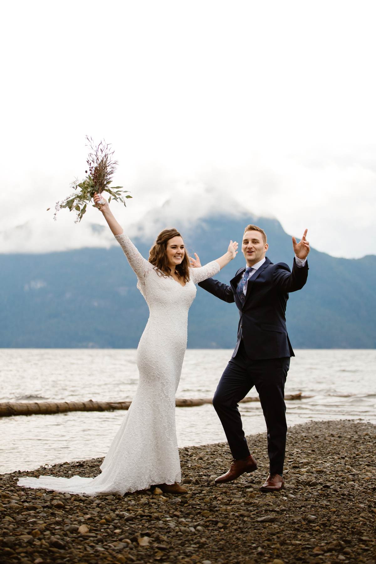 Squamish Wedding Photographers at an Adventurous Elopement - Image 15