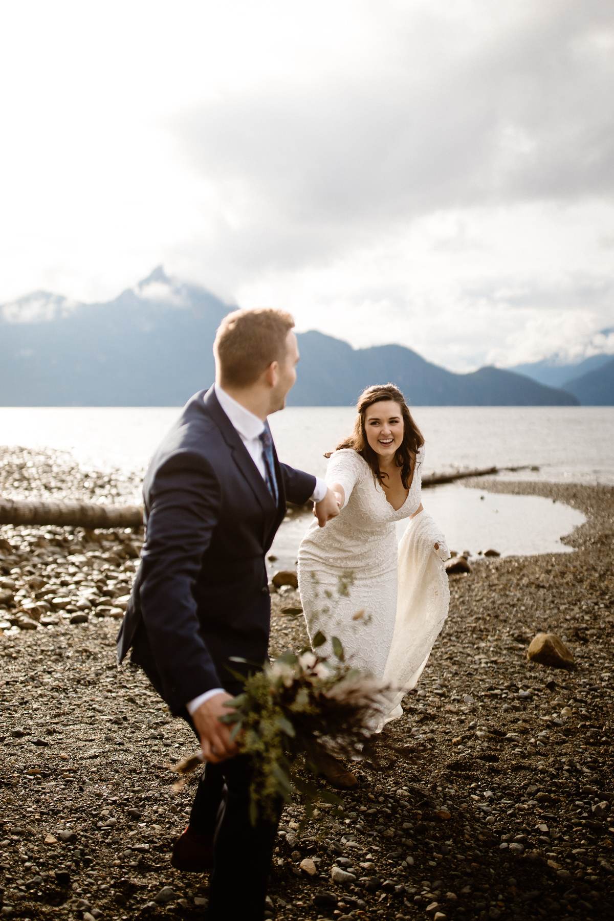 Squamish Wedding Photographers at an Adventurous Elopement - Image 22