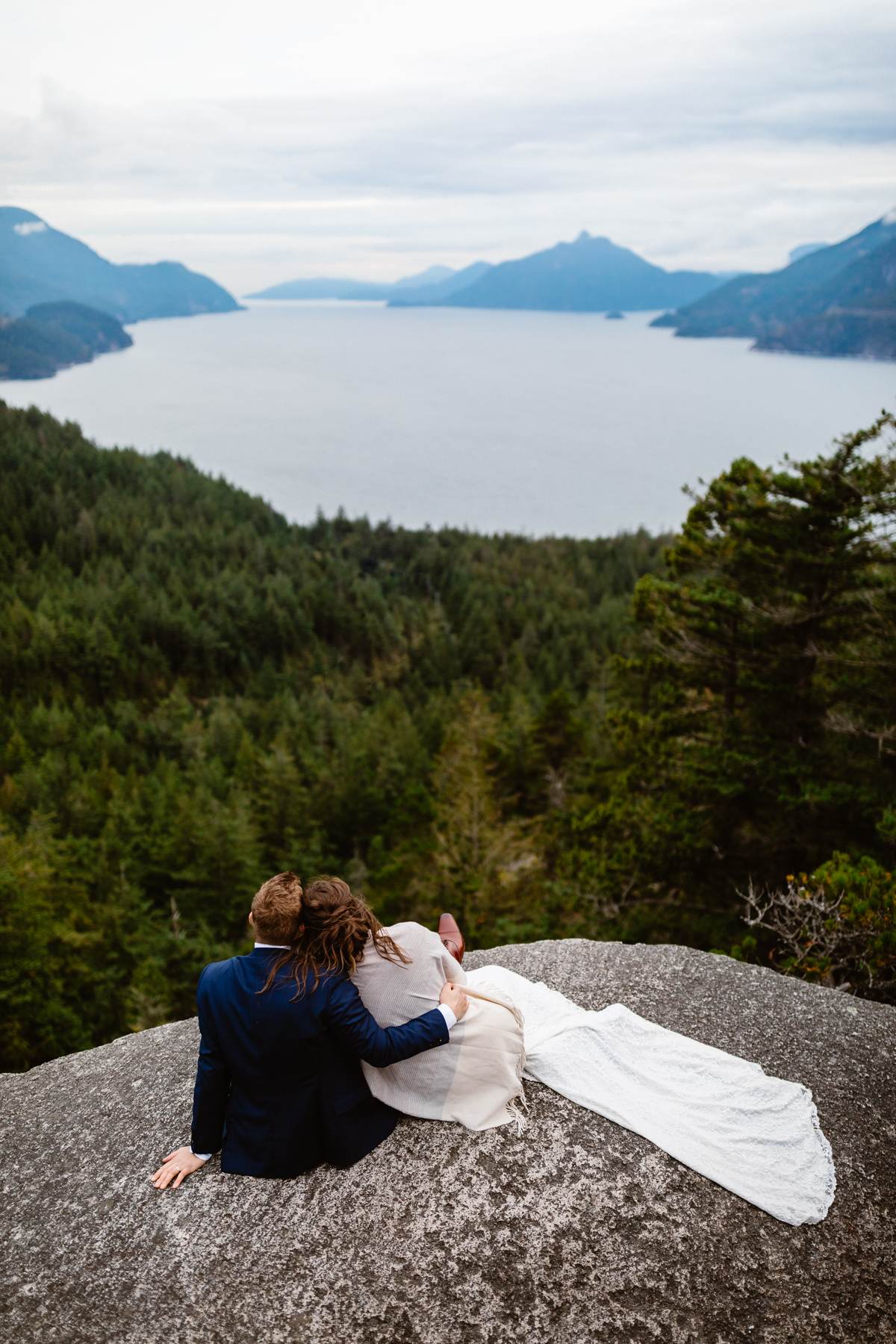 Squamish Wedding Photographers at an Adventurous Elopement - Image 43