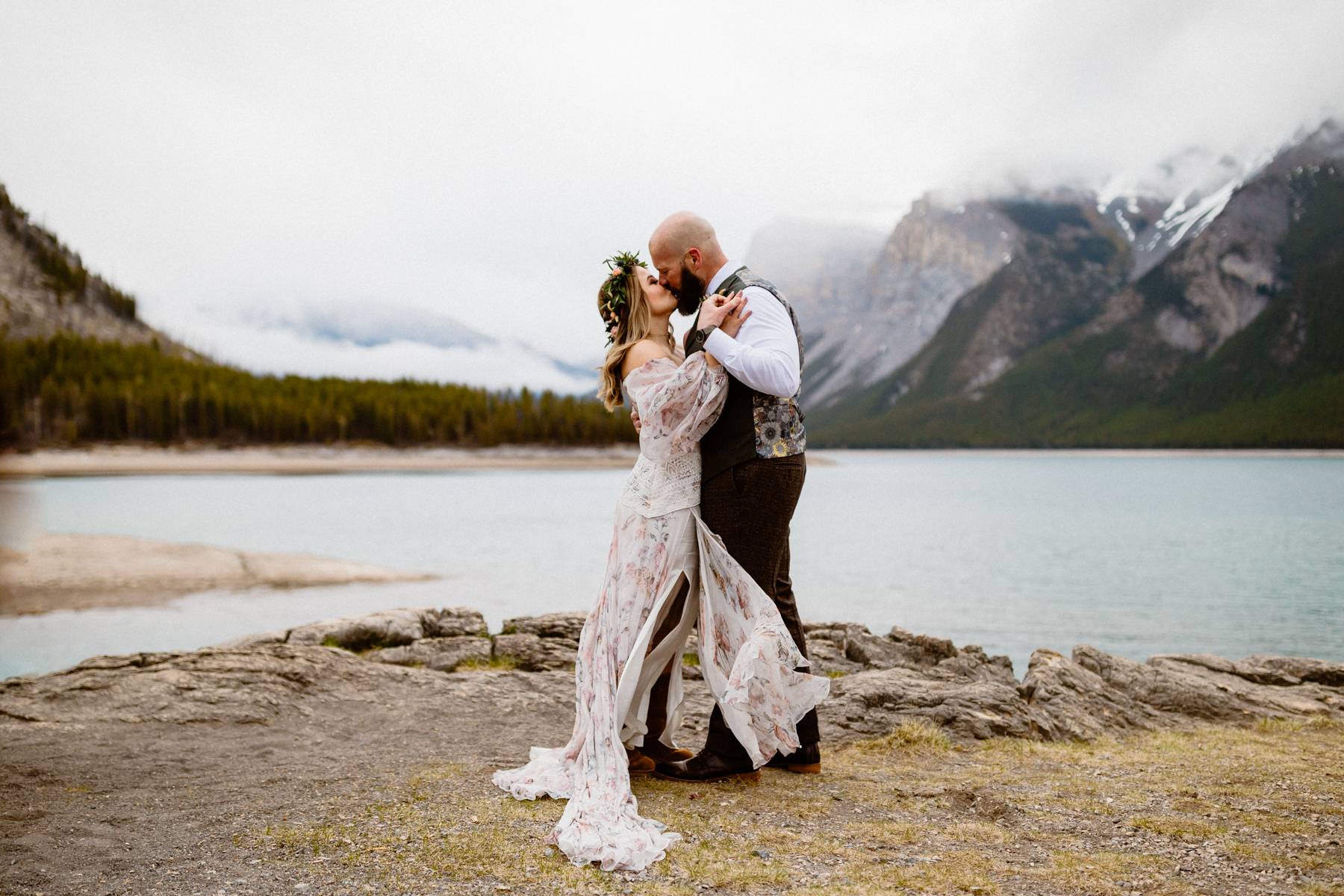 Stormy and Rainy Banff Wedding Photography - Photo 19
