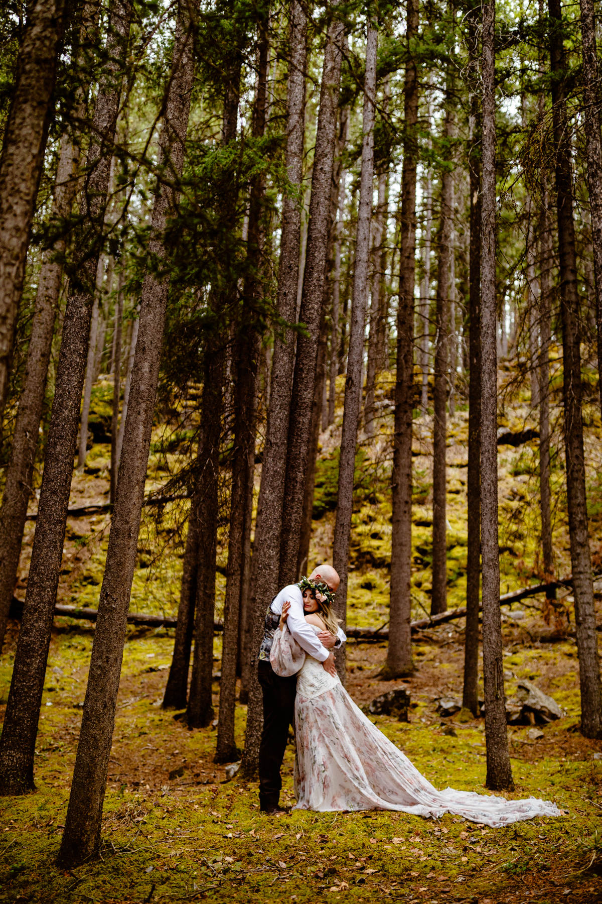 Stormy and Rainy Banff Wedding Photography - Photo 31