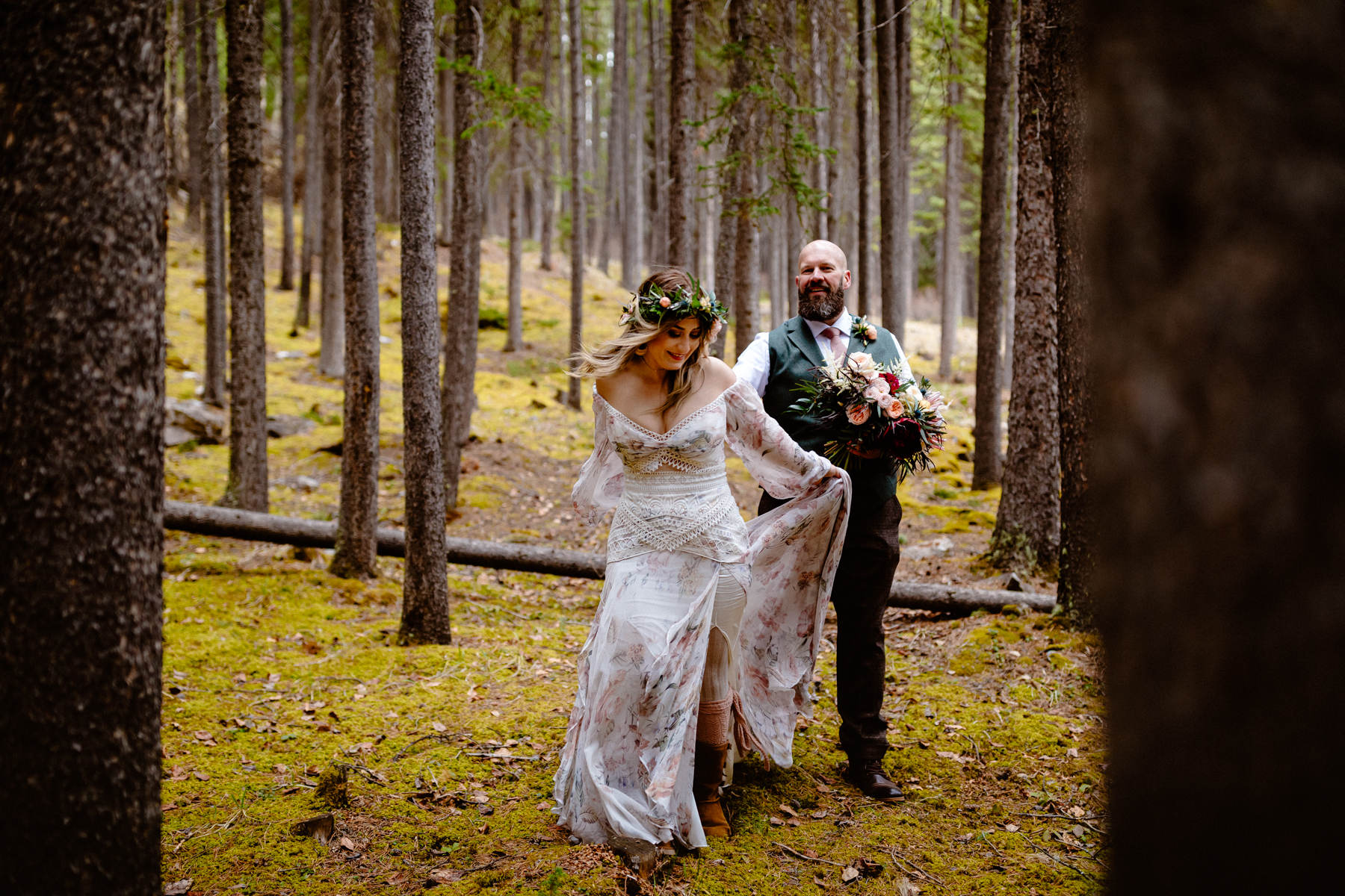 Stormy and Rainy Banff Wedding Photography - Photo 32