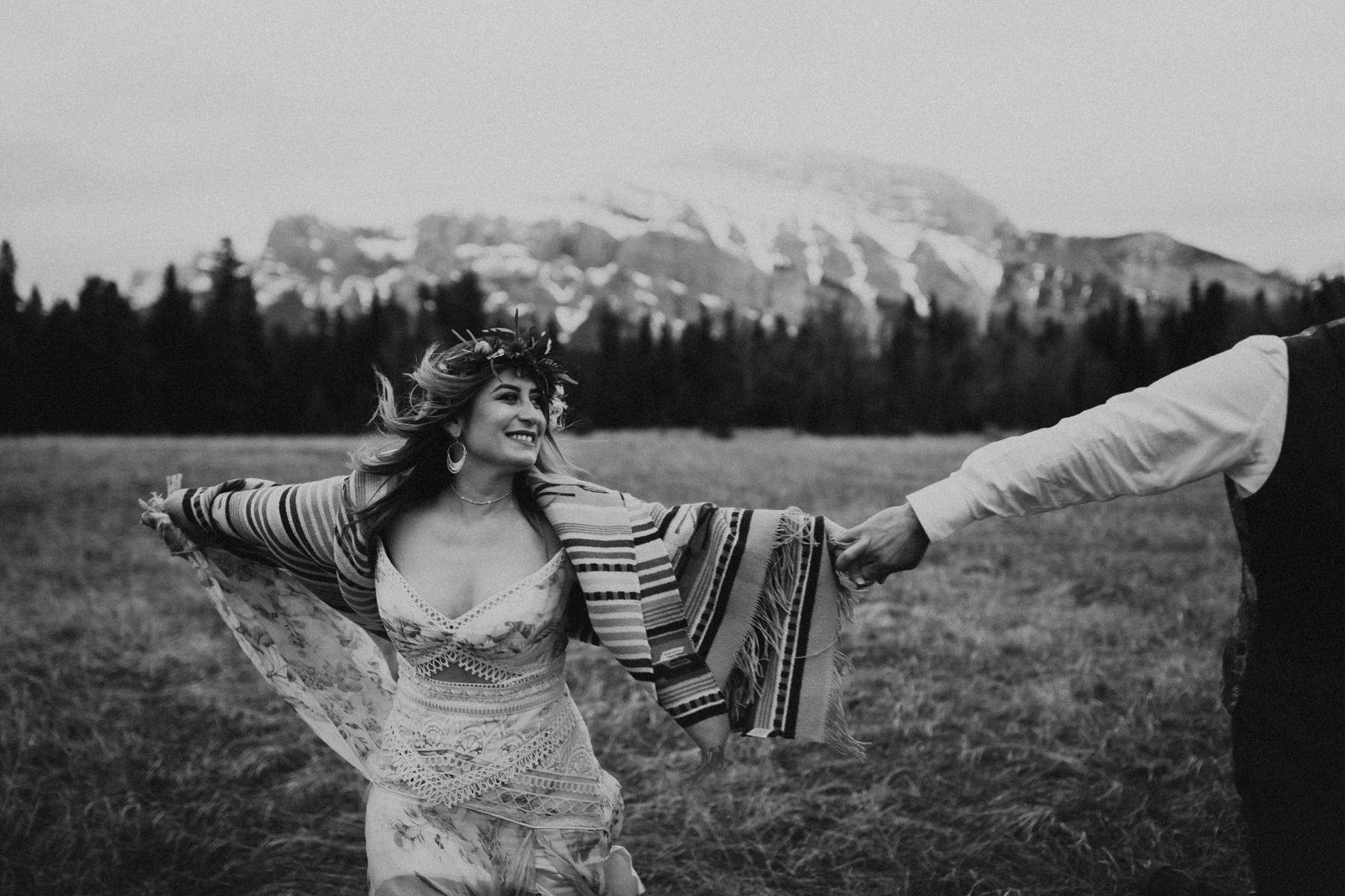 Stormy and Rainy Banff Wedding Photography - Photo 44