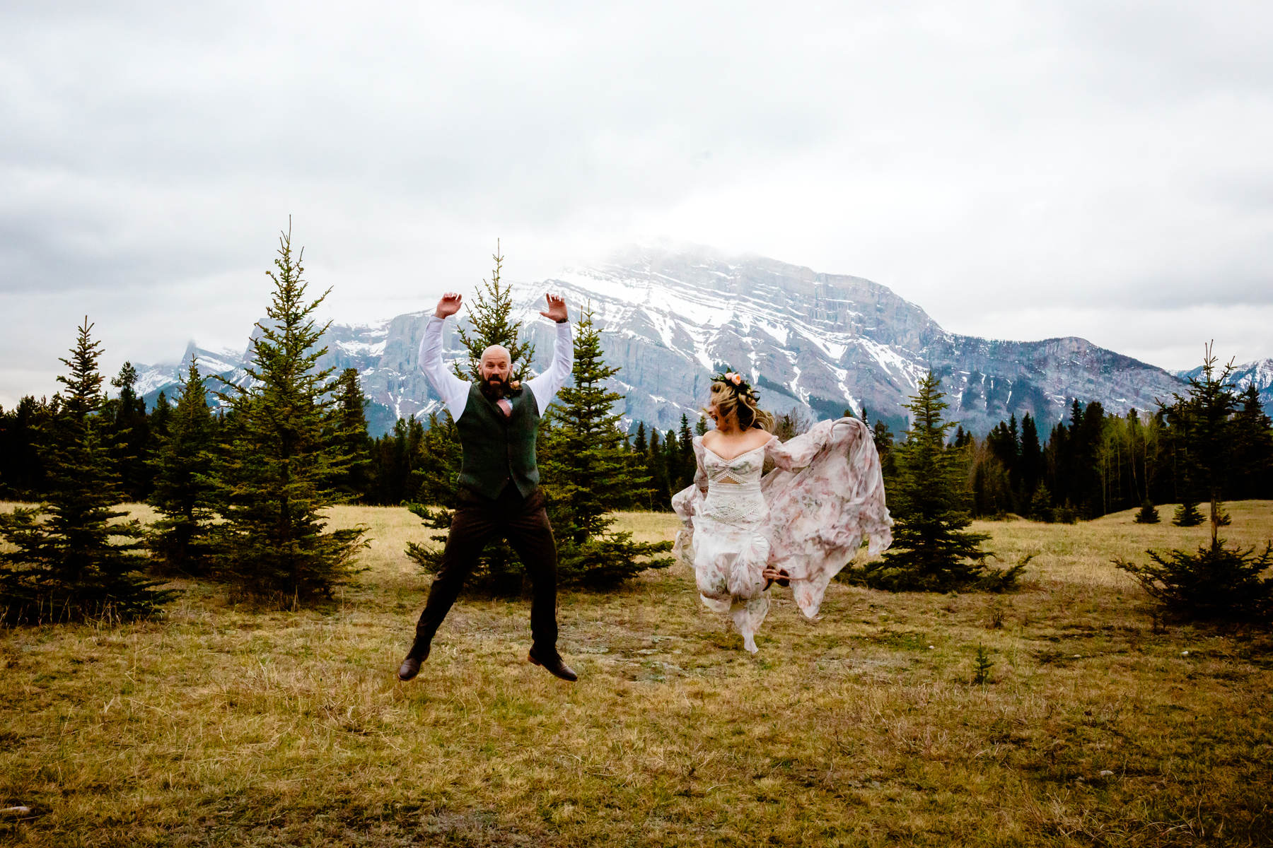 Stormy and Rainy Banff Wedding Photography - Photo 46