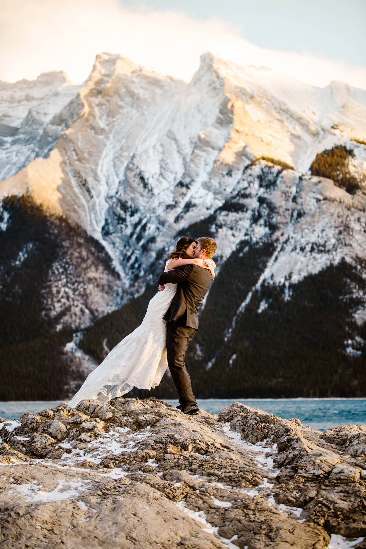 Winter Wedding in Canmore Photography - Image 28