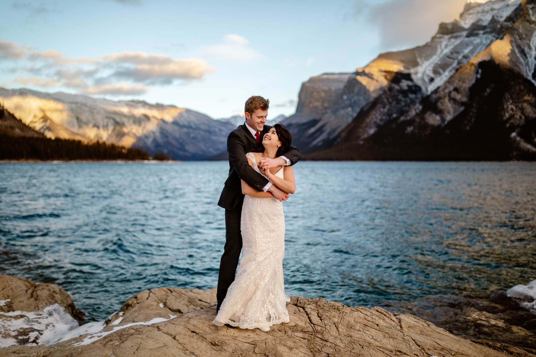 Winter Wedding in Canmore Photography - Image 30